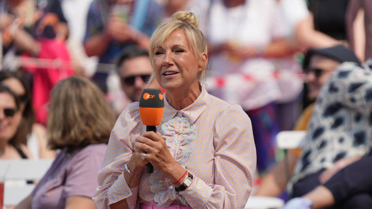 Andrea Kiewel moderiert den ZDF-Fernsehgarten.