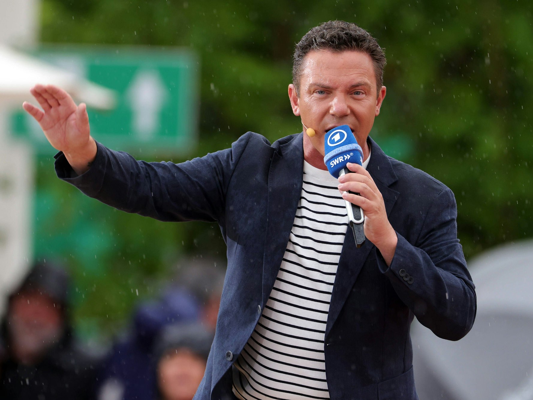 Stefan Mross moderiert „Immer wieder sonntags“.