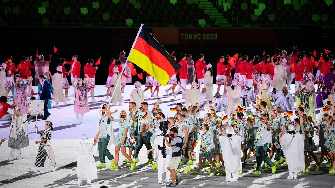 Das deutsche Olympia-Team bei der Eröffnungsfeier der Sommerspiele 2021.