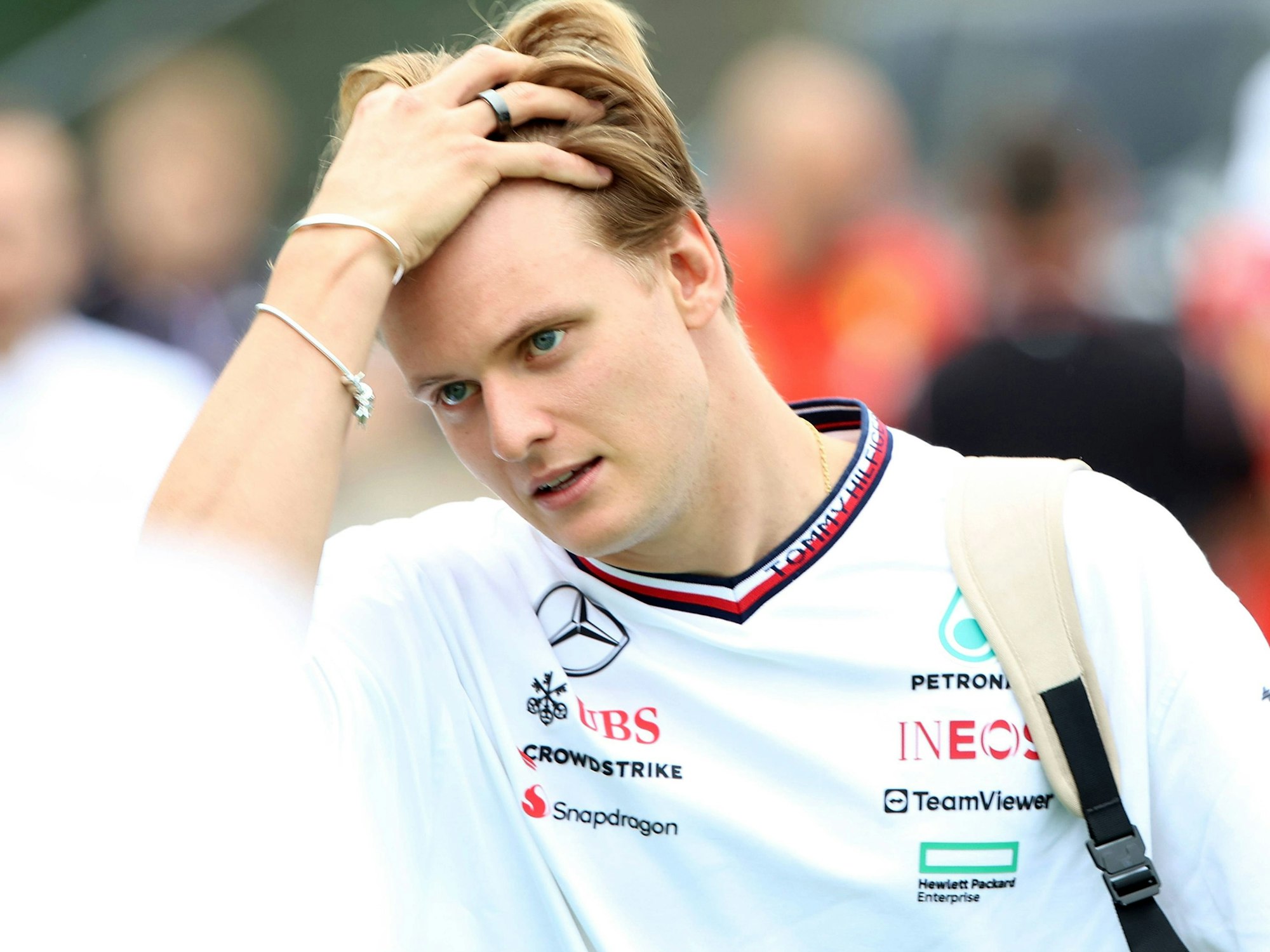 23.06.2024, xrarjax, Motorsport FIA Formel 1, Großer Preis von Spanien emspor, v.l. Paddock Mick Schumacher Reservefahrer Mercedes AMG Petronas Barcelona *** 23 06 2024, xrarjax, Motorsport FIA Formula 1, Spanish Grand Prix emspor, v l Paddock Mick Schumacher reserve driver Mercedes AMG Petronas Barcelona
