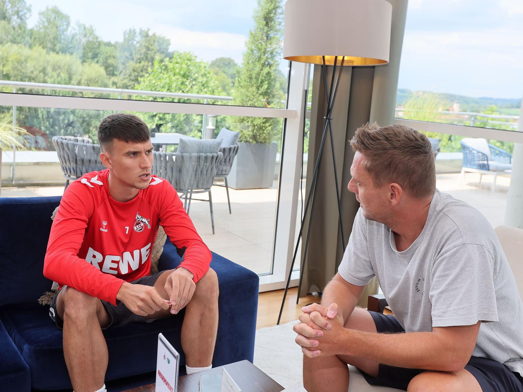 Dejan Ljubicic im Gespräch mit EXPRESS.de-Redakteur Jürgen Kemper.