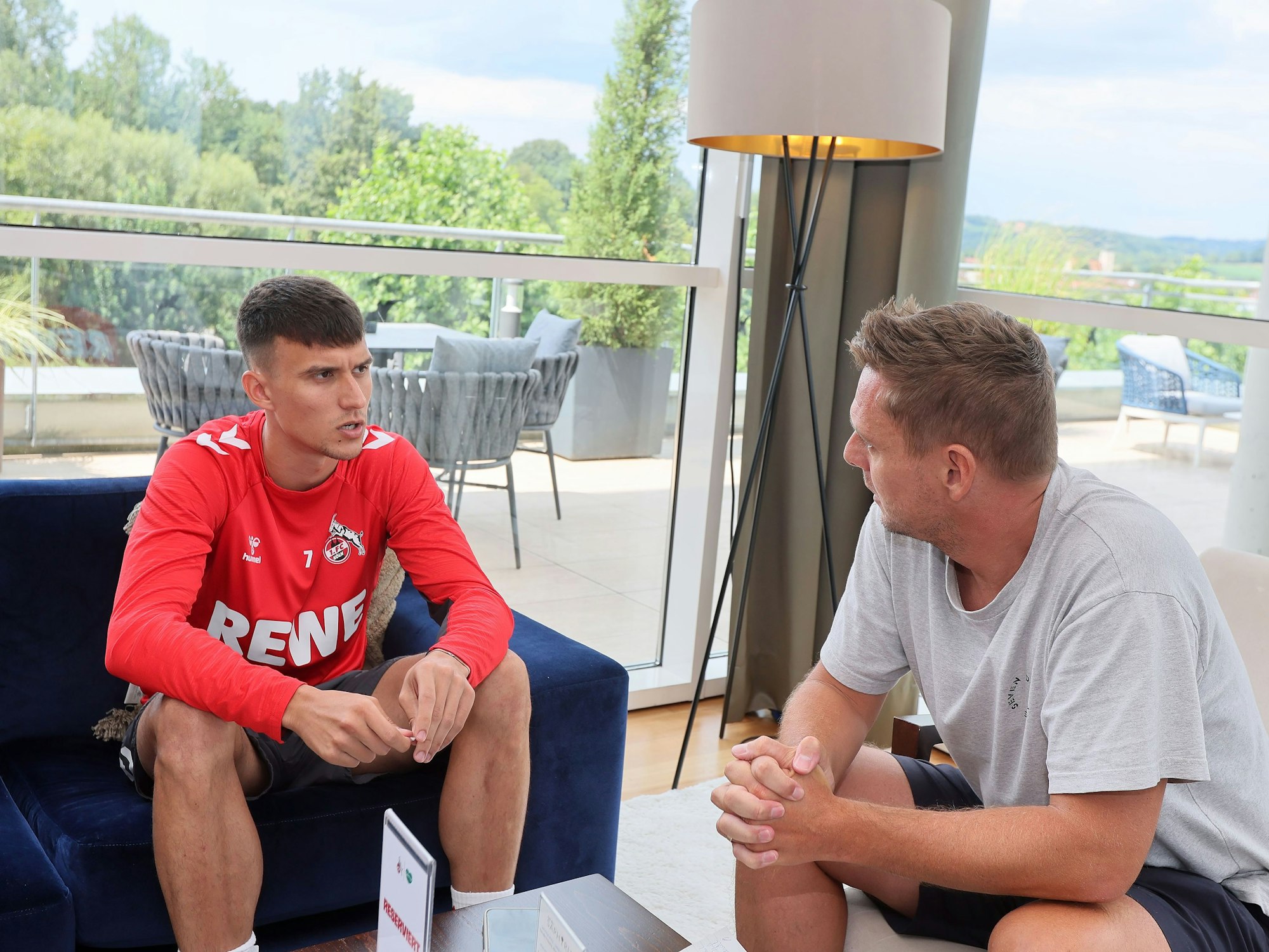 Dejan Ljubicic im Gespräch mit EXPRESS.de-Redakteur Jürgen Kemper.