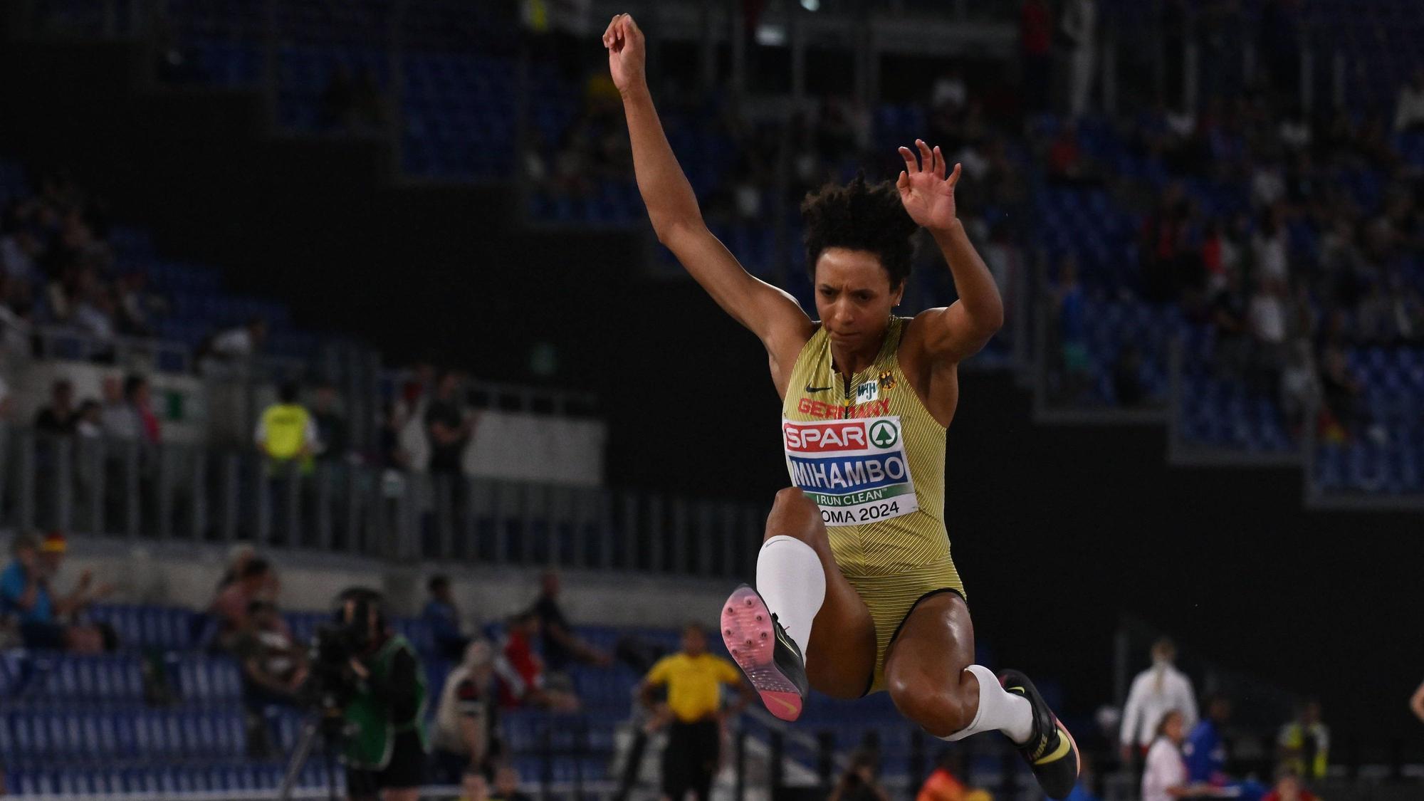 Weitspringer Malaika Mihambo in Action.