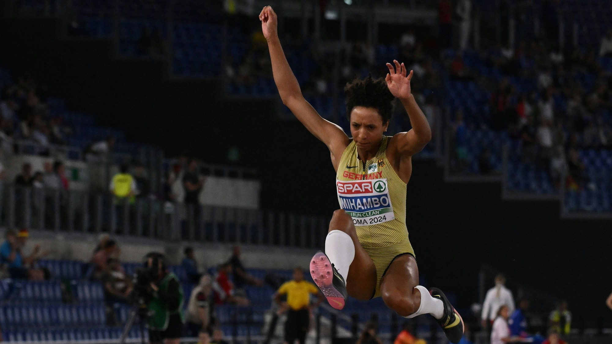 Weitspringer Malaika Mihambo in Action.