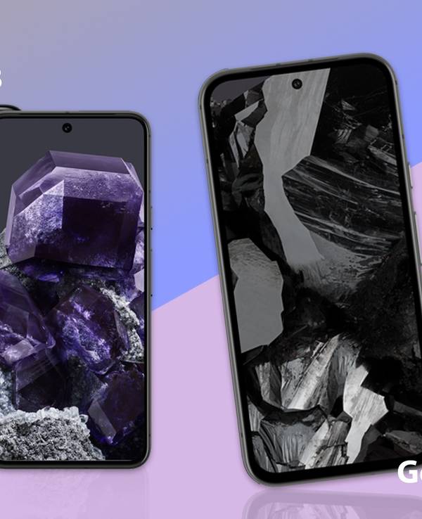 Google Pixel 8 und das Google Pixel 8a Smartphones in Schwarz.