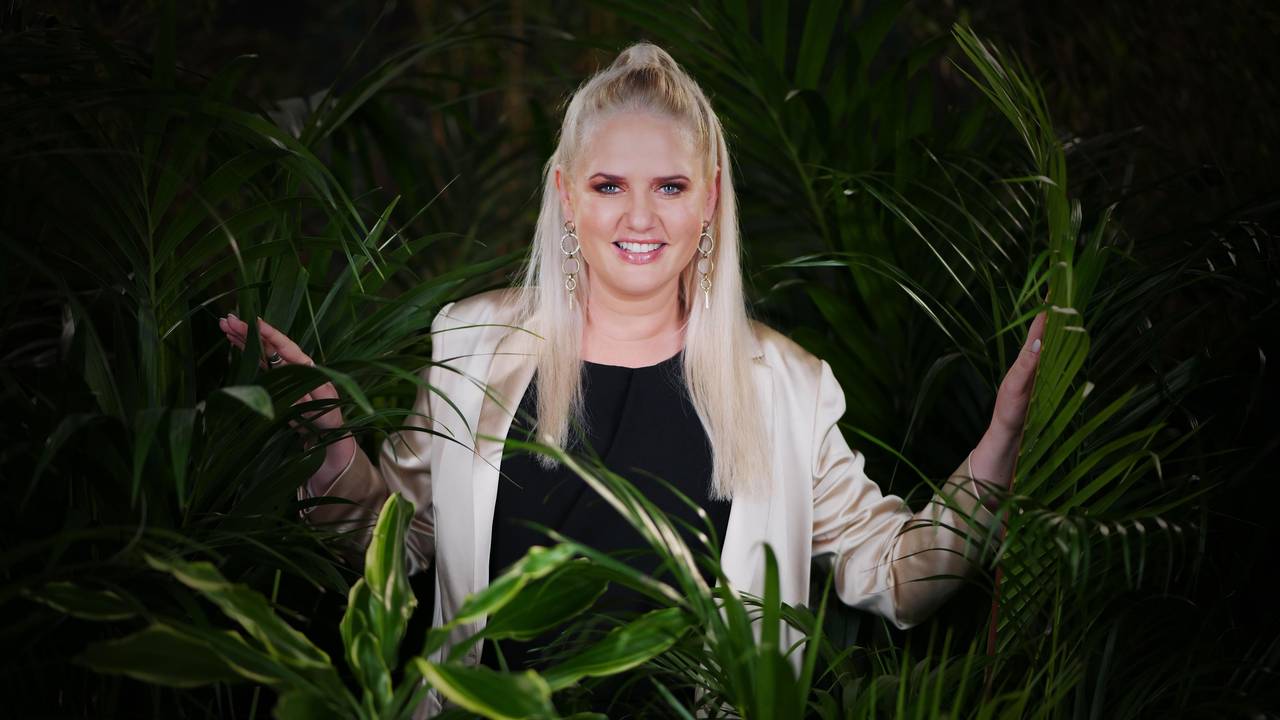 Sarah Knappik beim Foto-Shooting für das Sommer-Dschungelcamp