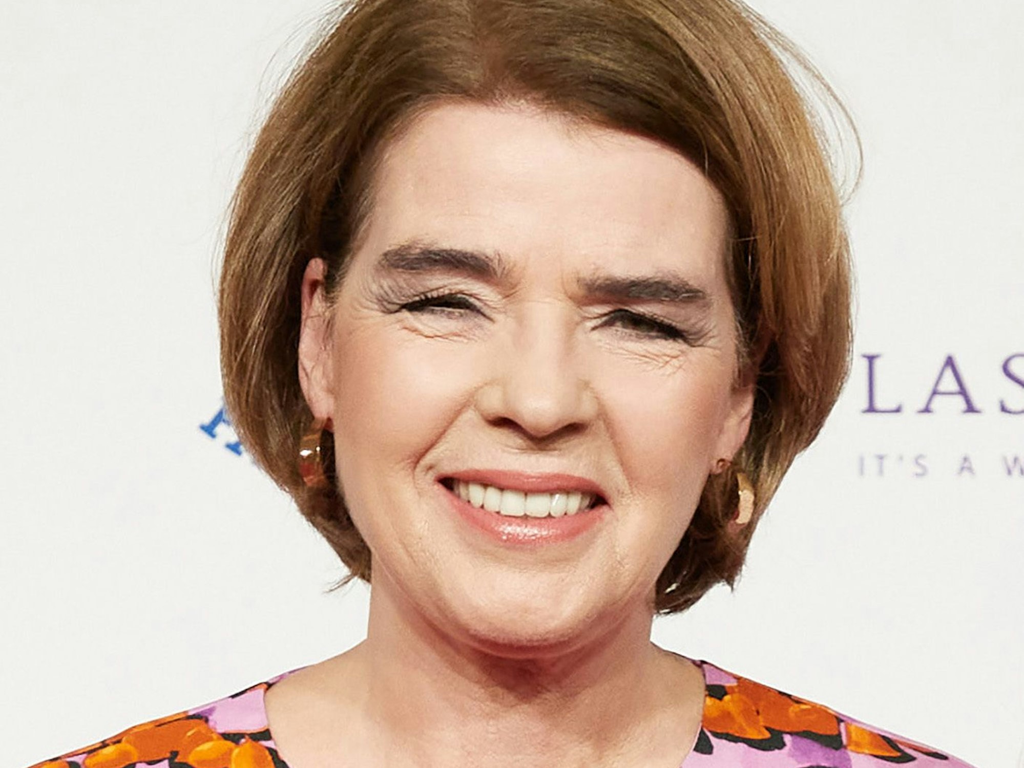 Susanne Daubner kommt zur Verleihung der ‚Goldenen Bild der Frau‘ in das „Stage Theater Neue Flora“.