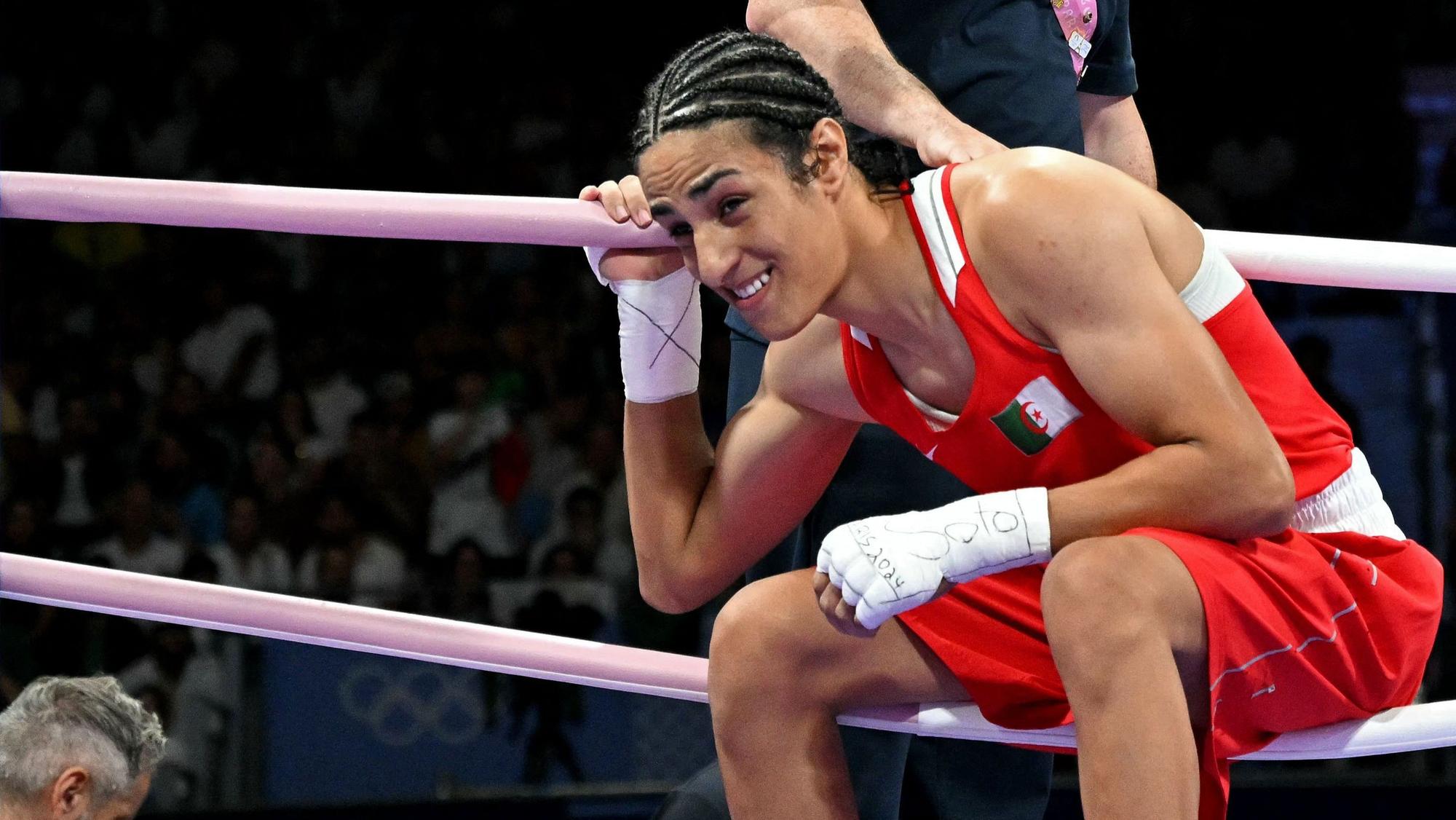 Olympia-Boxerin Imane Khelif nach ihrem Kampf gegen die Italienerin Angela Carini.