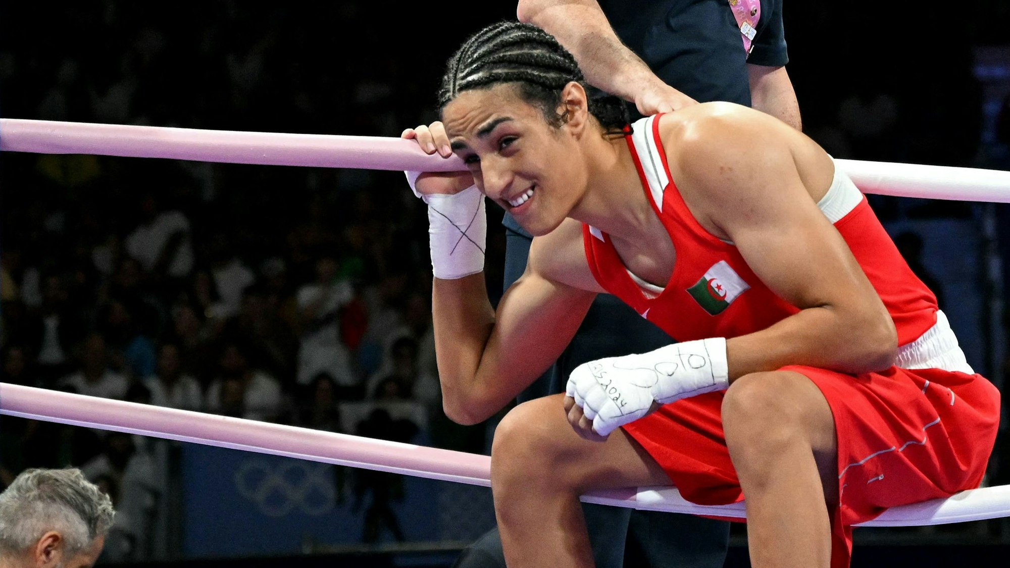 Olympia-Boxerin Imane Khelif nach ihrem Kampf gegen die Italienerin Angela Carini.