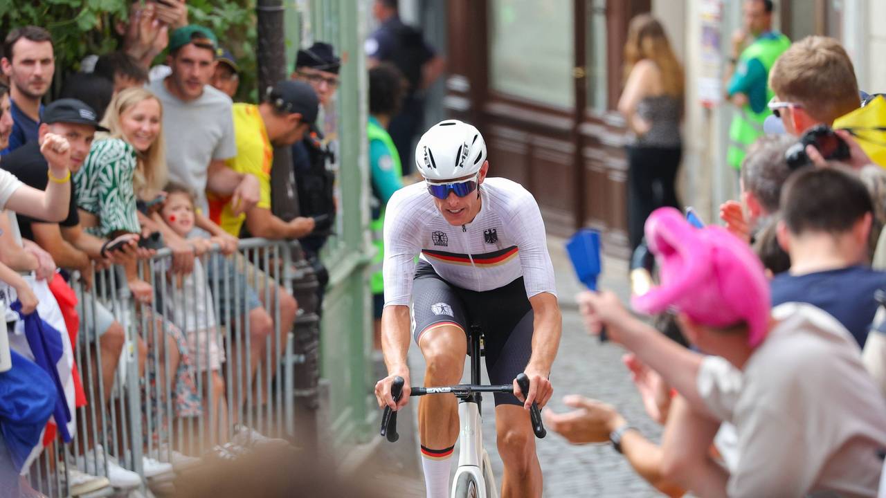 Nils Politt beim Olympia-Straßenrennen der Radfahrer am Samstag (3. August 2024).