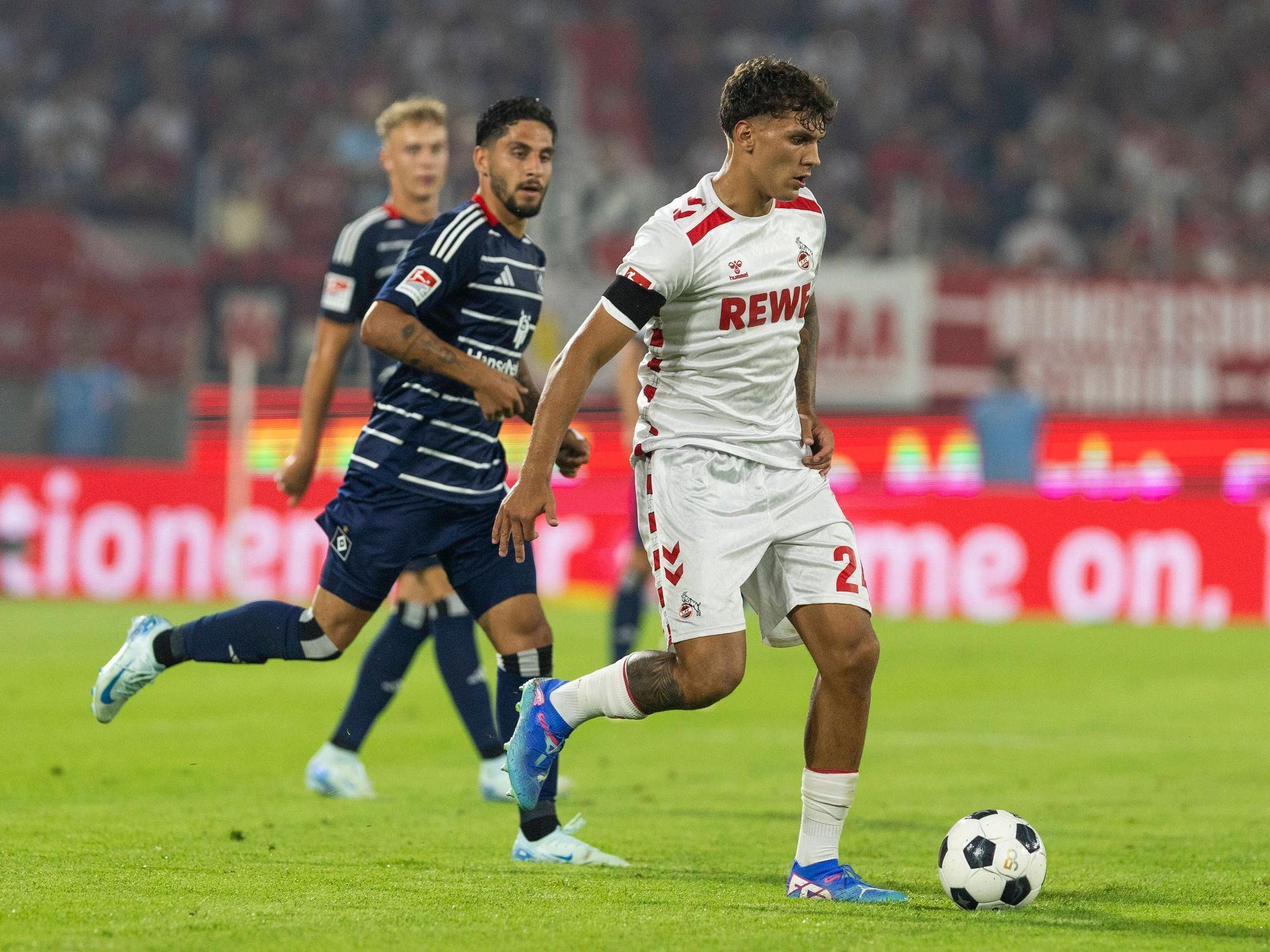 Julian Pauli beim Spiel gegen den HSV.
