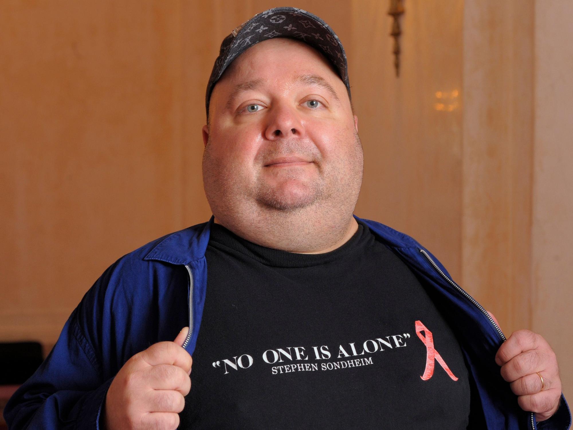 Der Entertainer Dirk Bach: Das Grab des Comedian ist in keinem guten Zustand mehr.