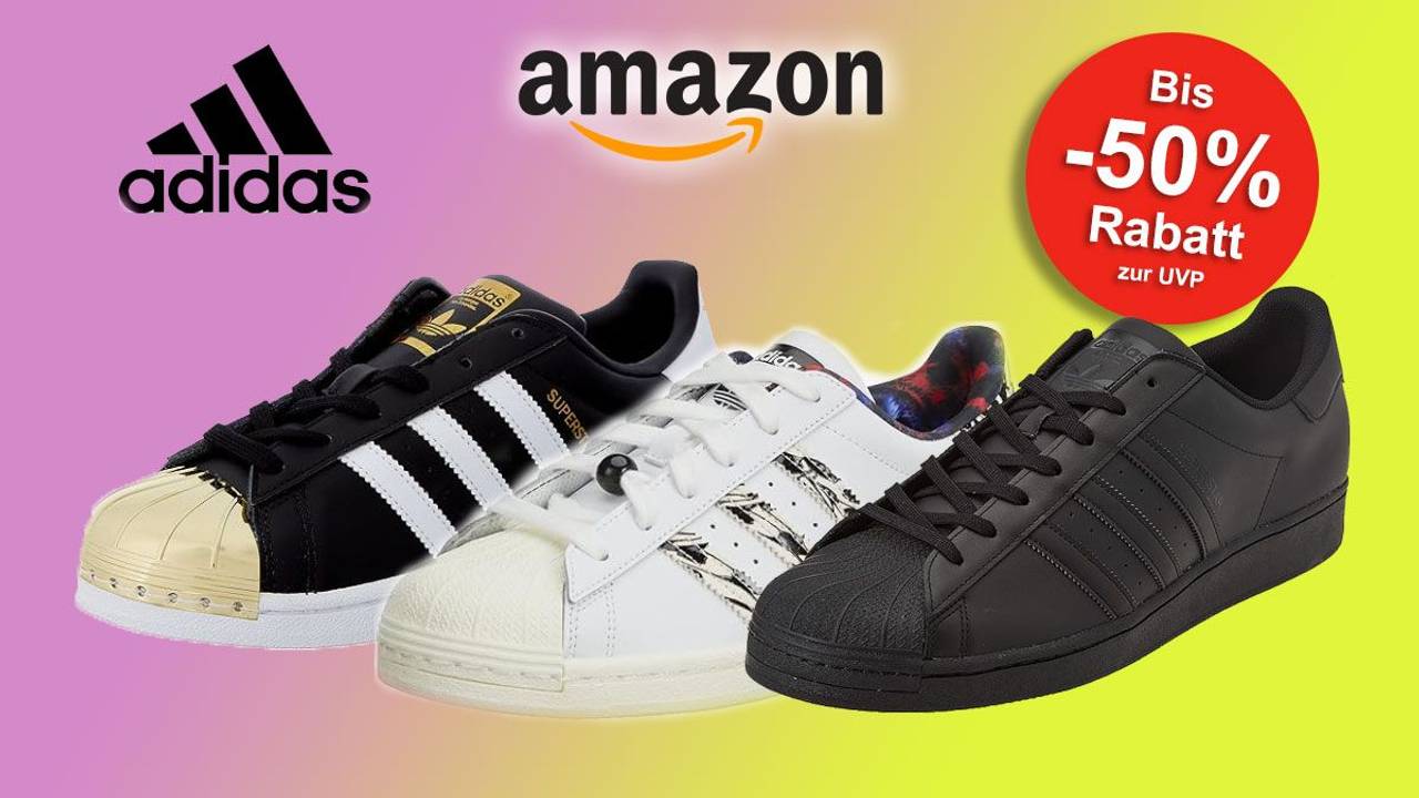 Auf dem Bild sind drei Modelle des adidas Superstars zu sehen.