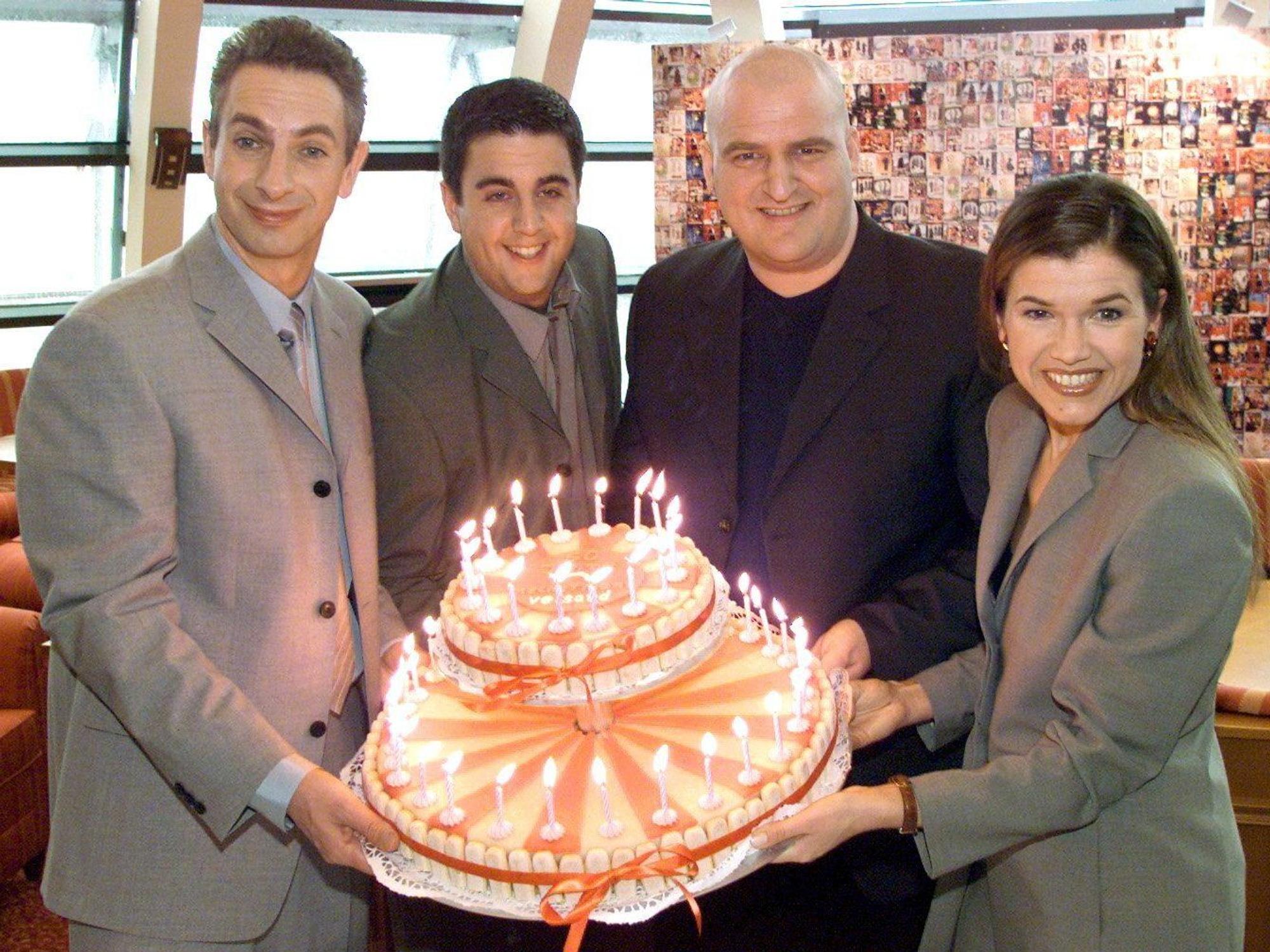 Die "Wochenshow"-Stars (v.l.) Ingolf Lück, Bastian Pastewka, Markus Maria Profitlich und Anke Engelke am 14. März 2000.