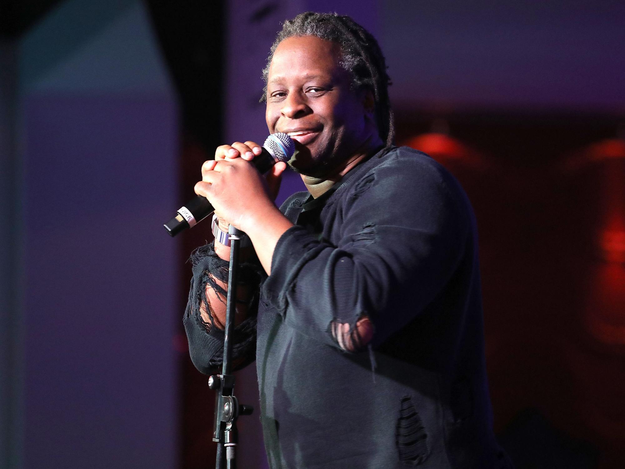 Mola Adebisi beim Start der "Red Carpet Comedy"mit Markus Krebs, Oli Pocher & Special Guests am Samstag den 01. April 2023 im Rouge Showpalast in Bochum