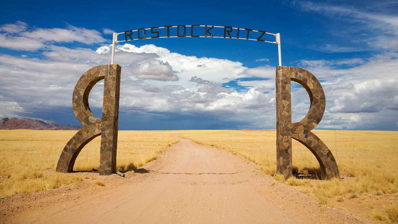 Der Eingang zum Wüsten-Gebiet „Rostock“ Namibia.