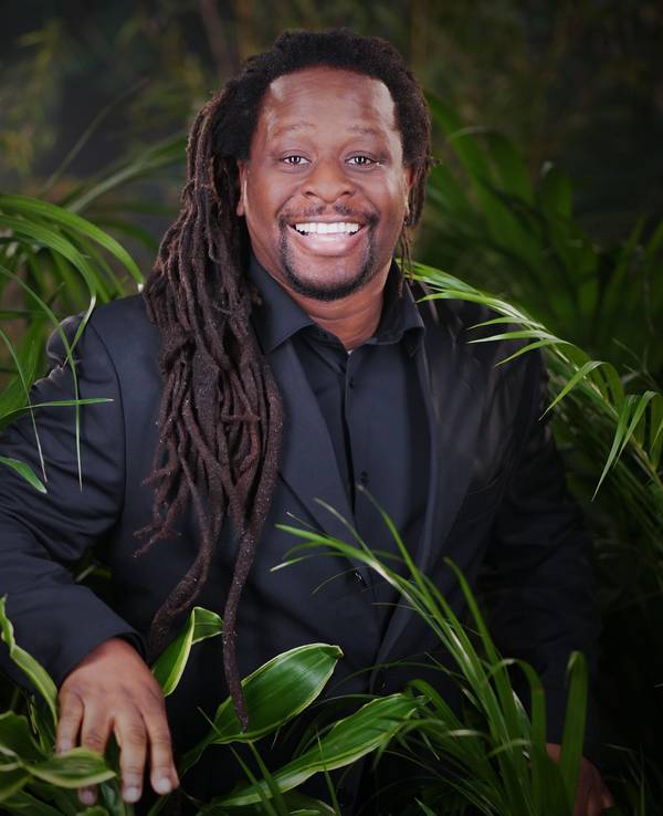 Mola Adebisi ist eine der Dschungel-Legenden von RTL.