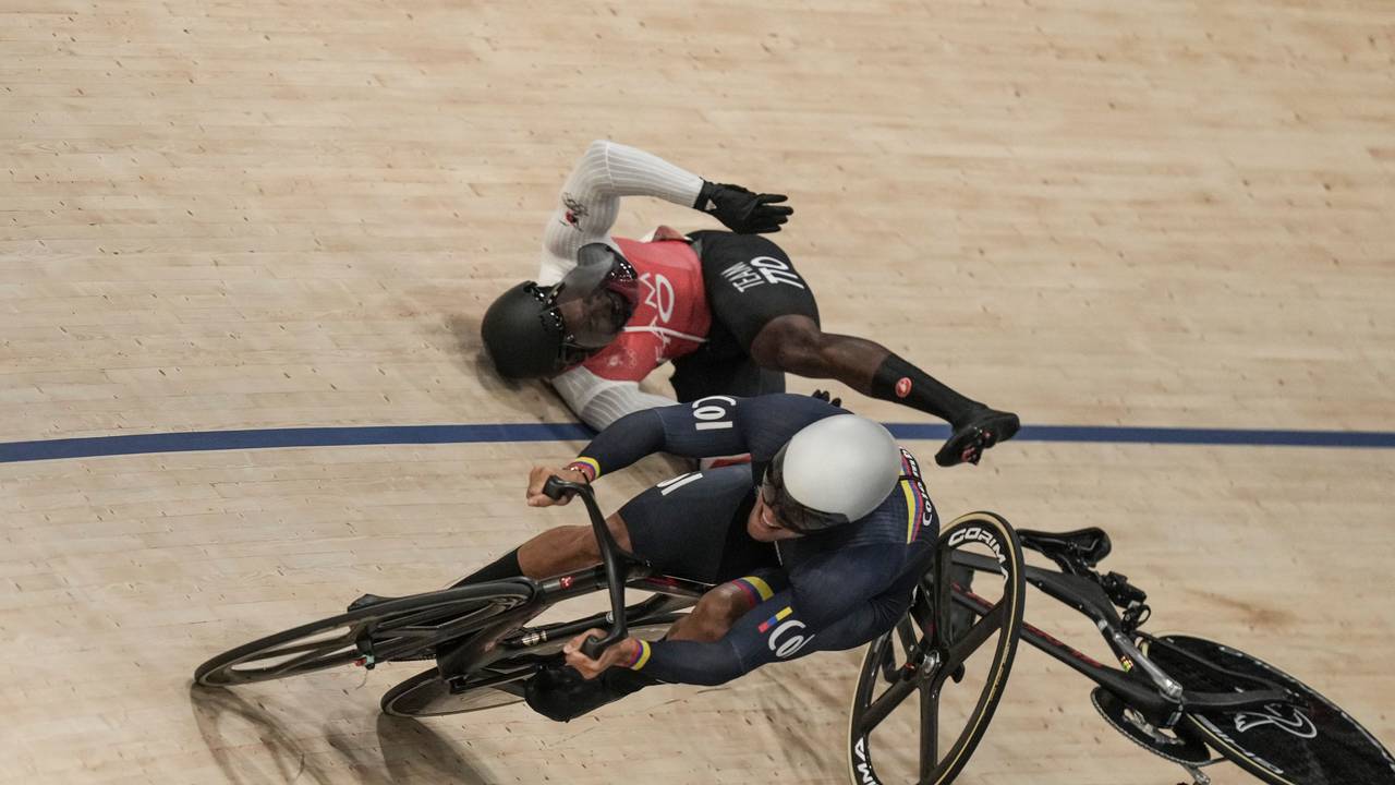 Kwesi Brown erwischte es im Bahnrad-Rennen bei Olympia am Samstag (10. August 2024) am schlimmsten.