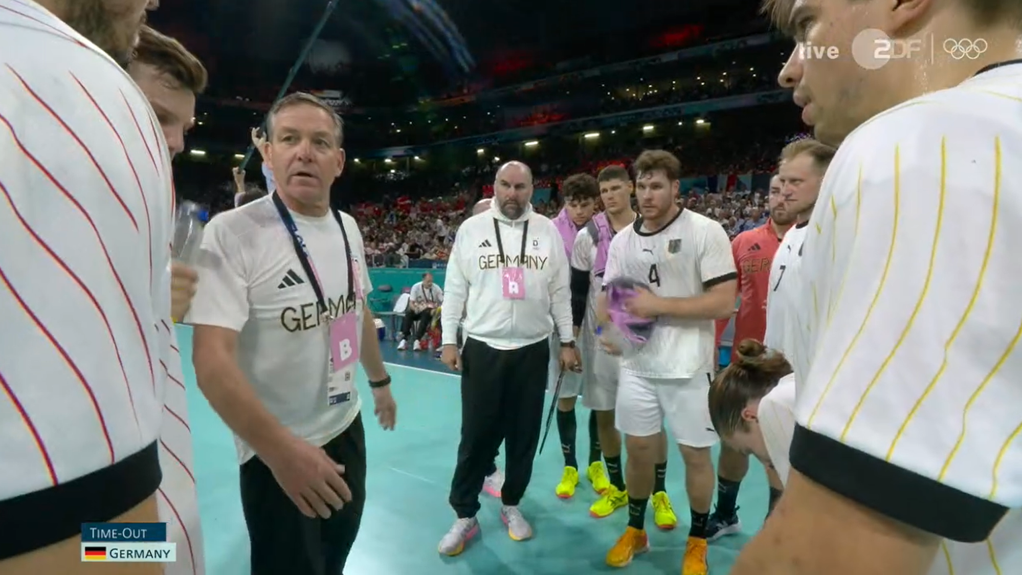 Alfred Gislason ärgert sich in der Auszeit im Olympia-Finale.