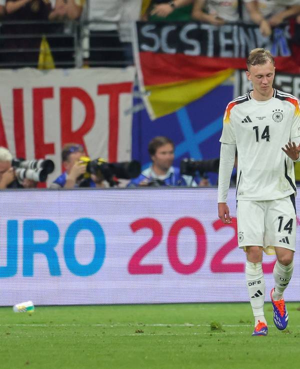 Niclas Füllkrug und Maximilian Beier im EM-Spiel gegen die Schweiz.