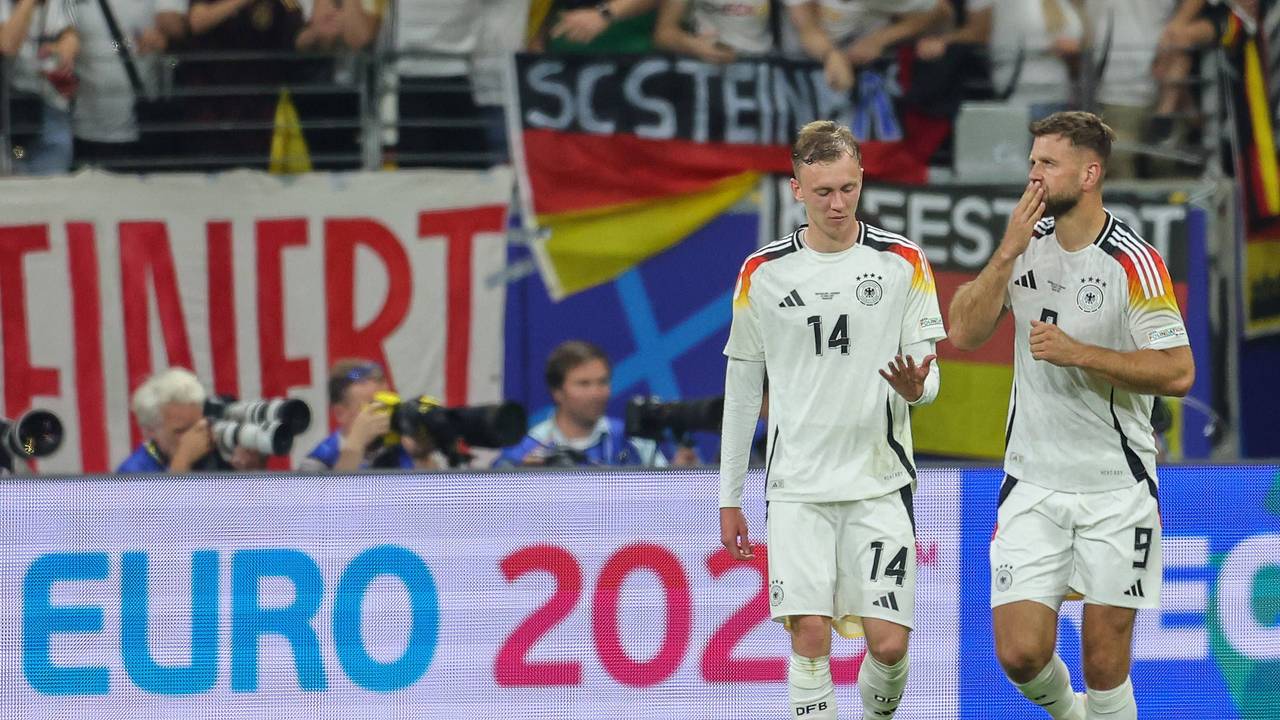 Niclas Füllkrug und Maximilian Beier im EM-Spiel gegen die Schweiz.