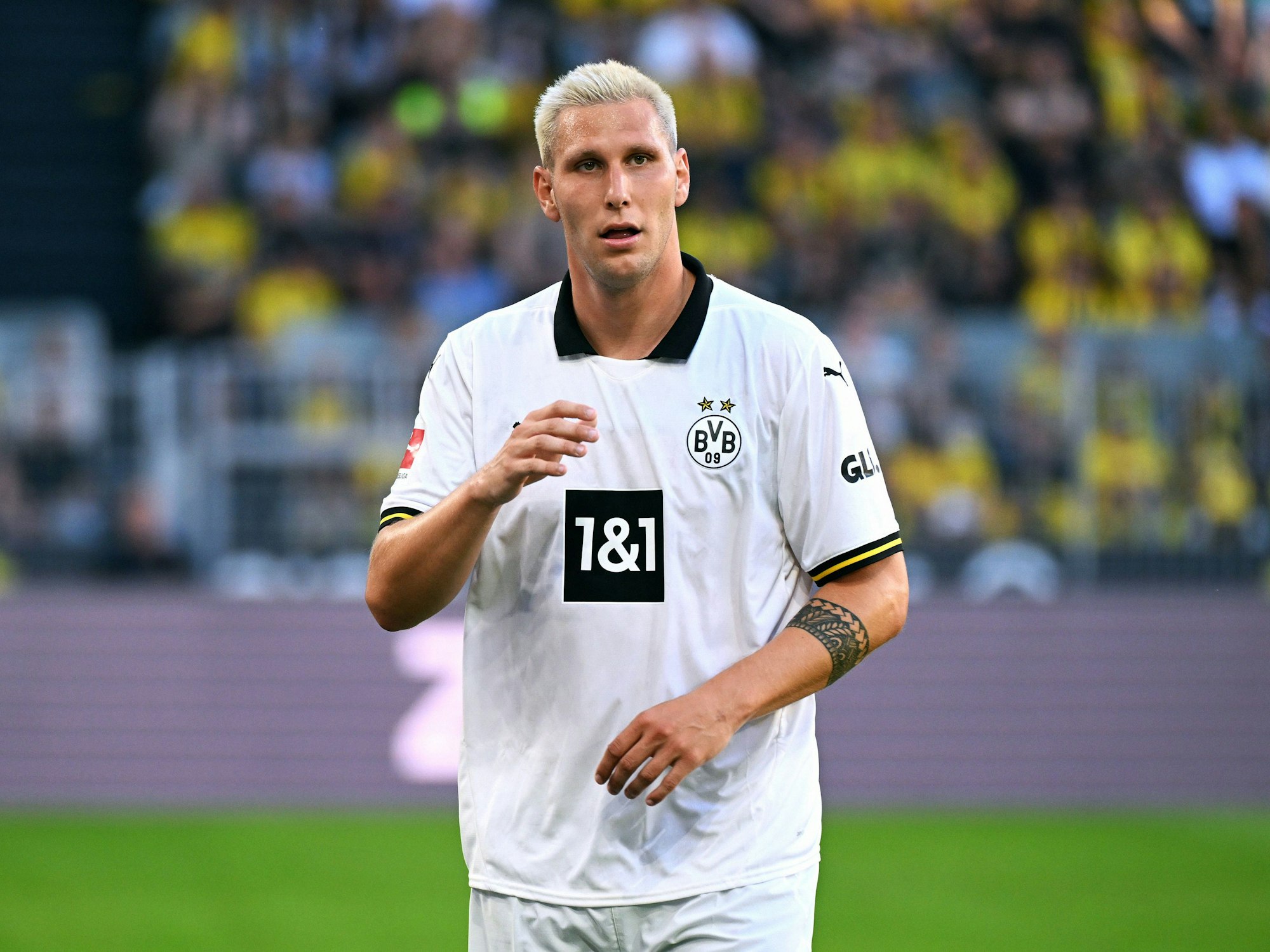 Niklas Süle während des Testspiels von Borussia Dortmund gegen Aston Villa.