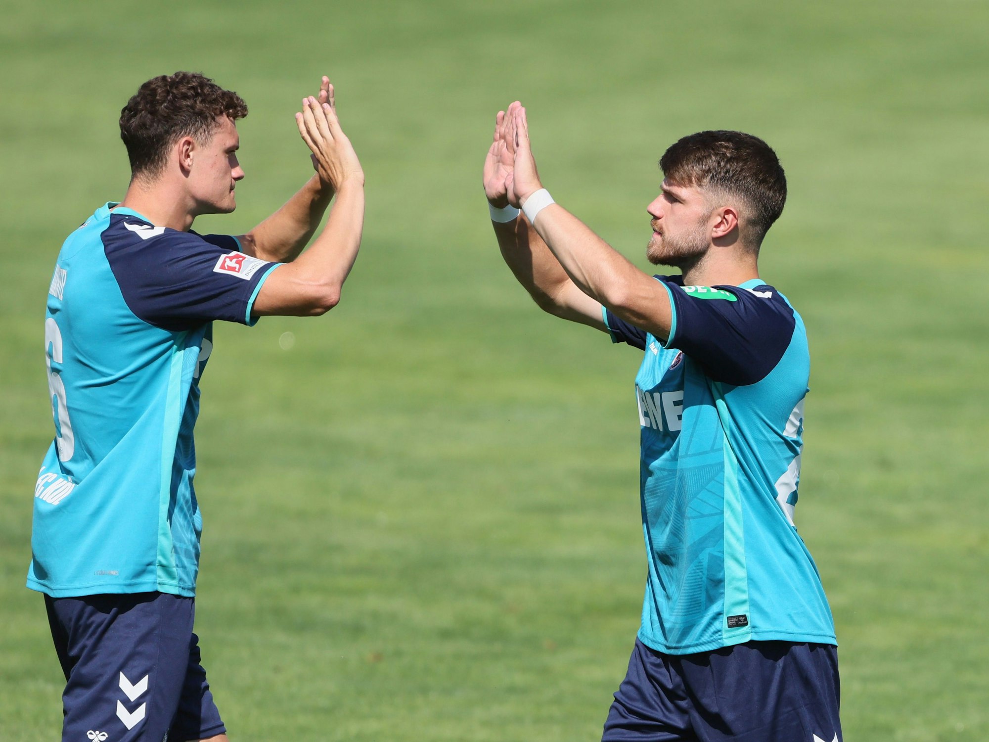 Testspiel gegen Udinese Calcio in St. Veit an der Glan, von links: Eric Martel, Jan Thielmann (1. FC Köln)