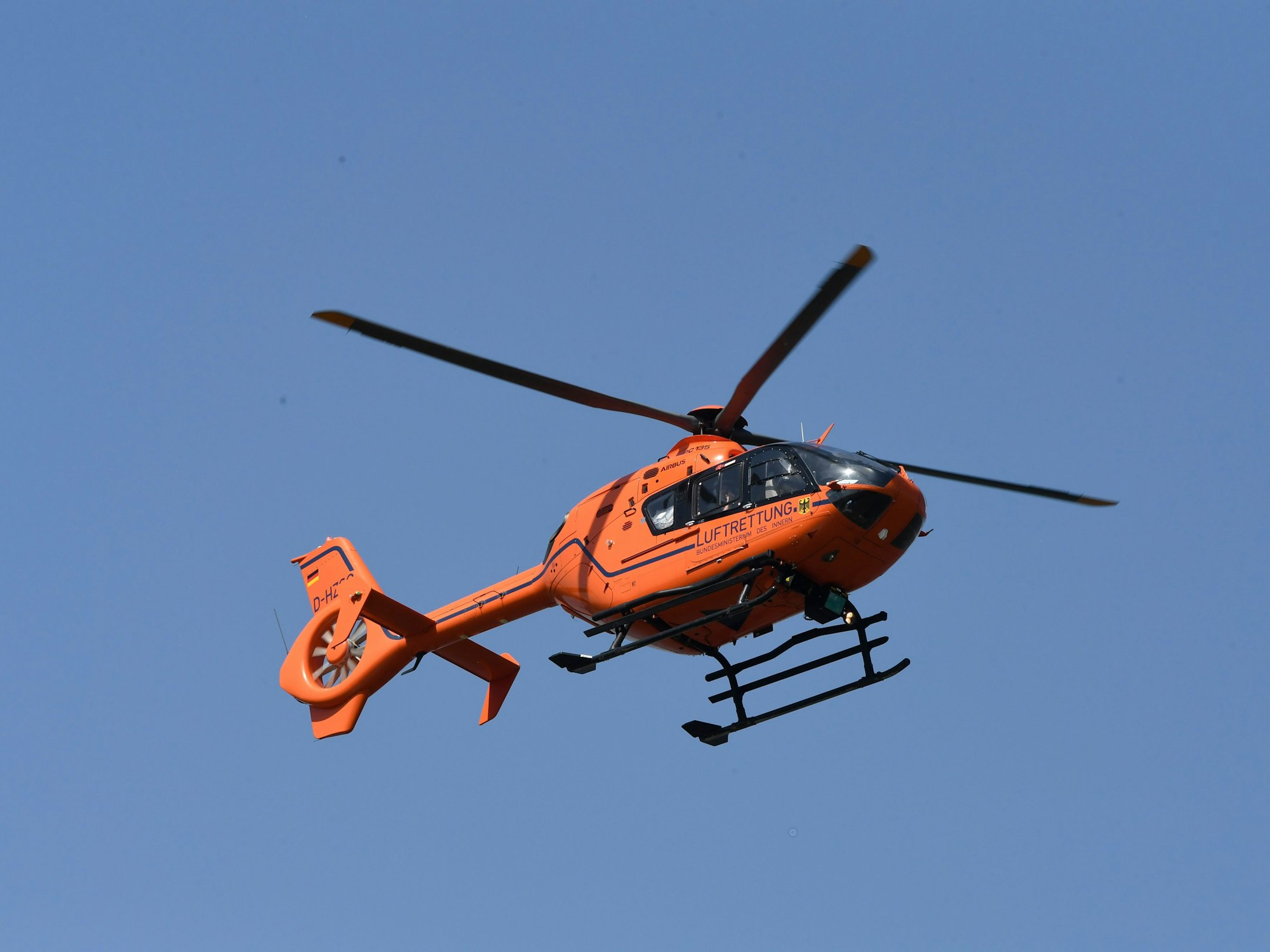 Ein Rettungshubschrauber im Einsatz.