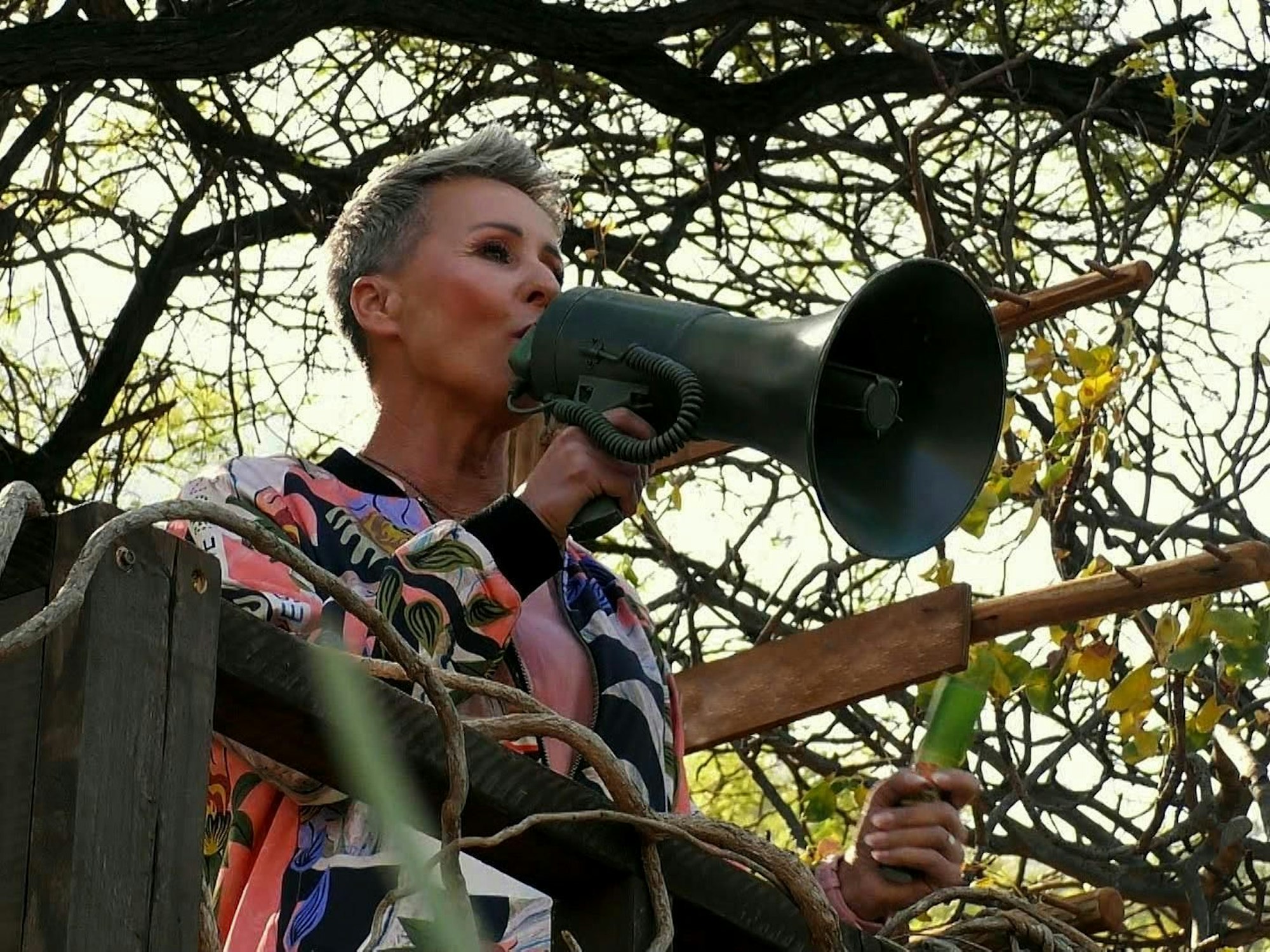 Sonja Zietlow moderiert das Legenden-Dschungelcamp bei RTL