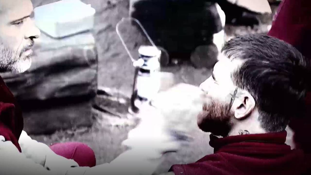 Thorsten Legat verpasst Gigi Birofio im RTL-Dschungelcamp eine Ohrfeige.