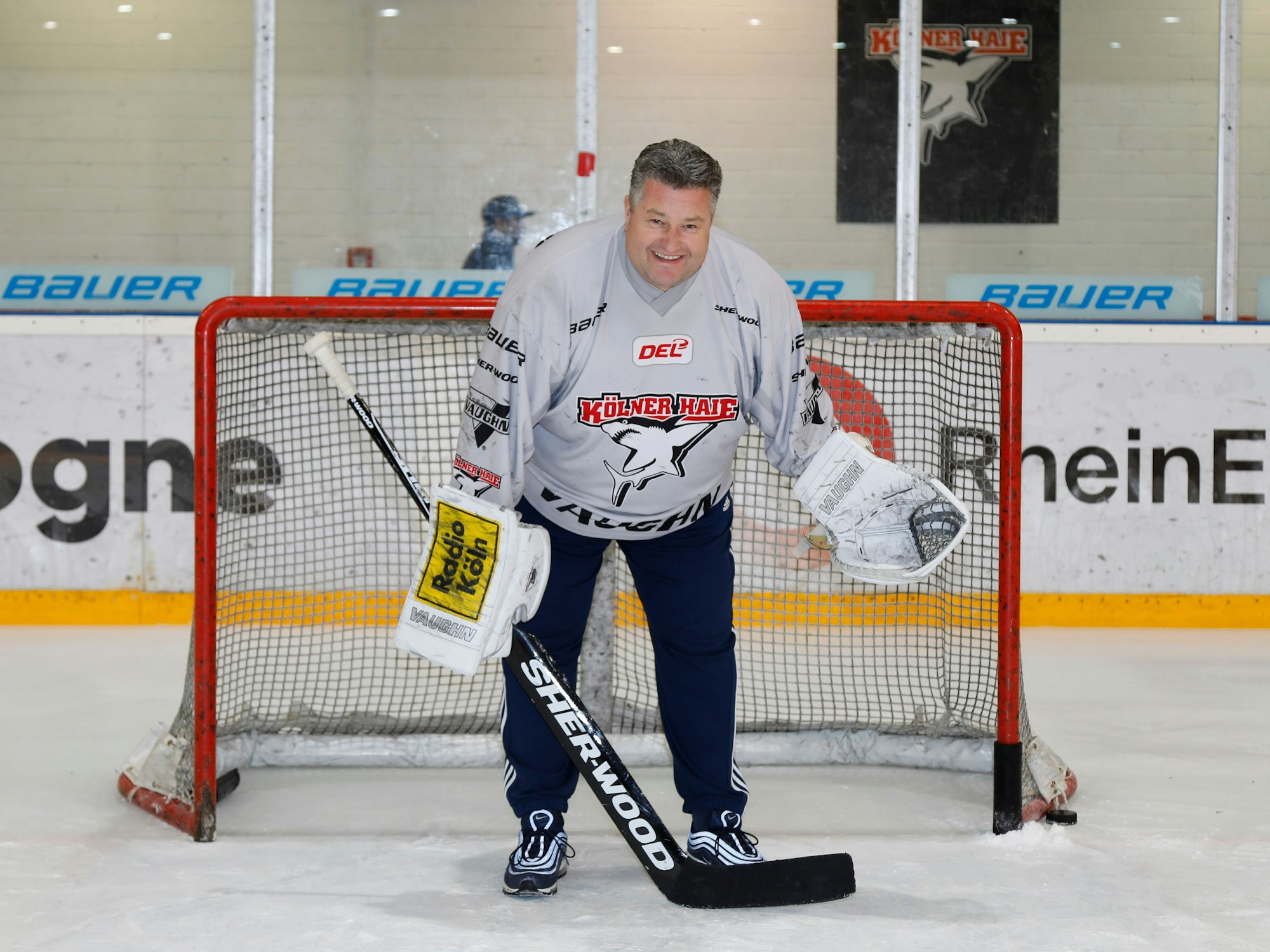 Bauer Frank (Frank Breuer) ist ein großer Eishockey-Fan.