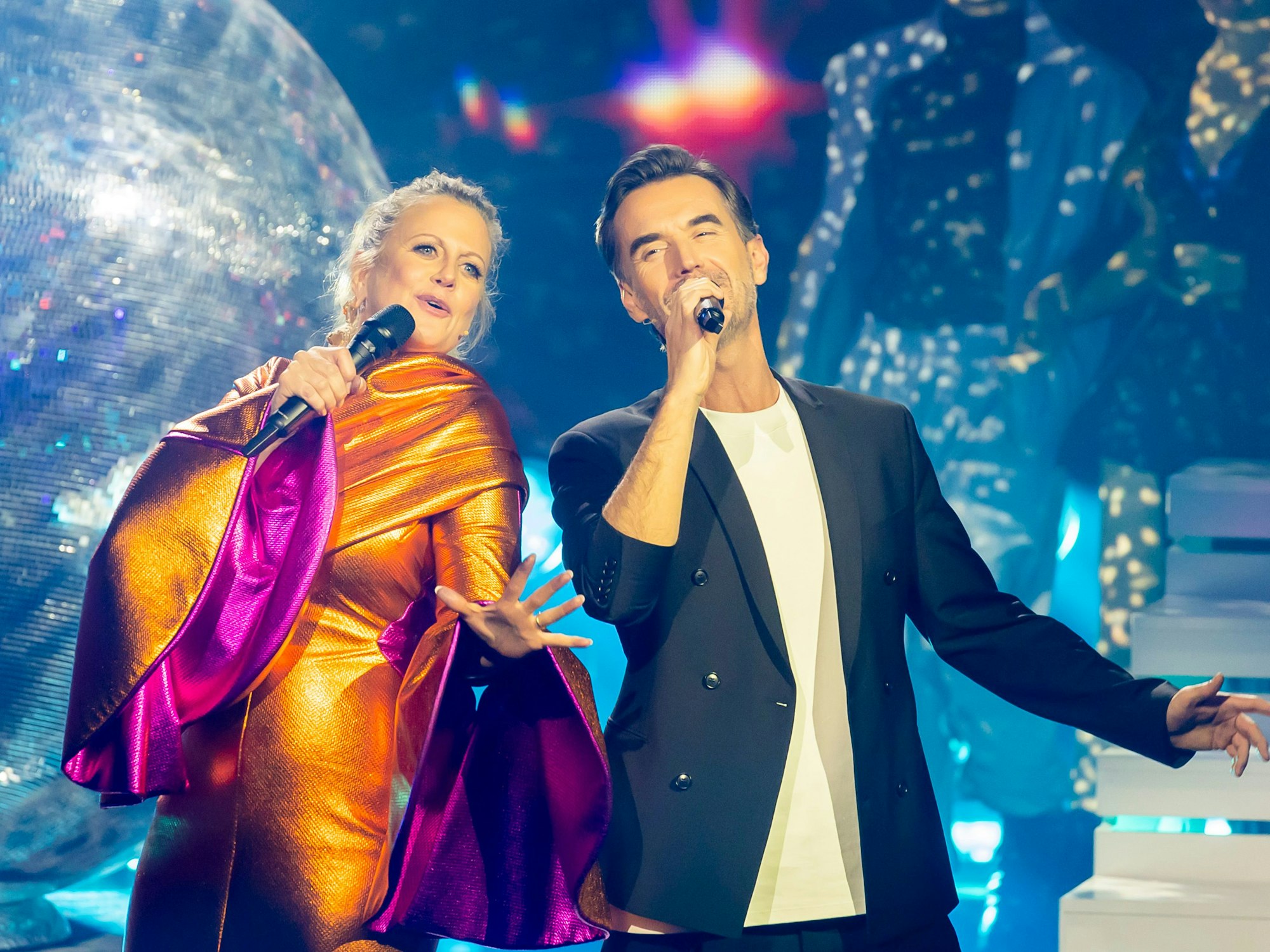 Barbara Schöneberger und Florian Silbereisen (hier 2024 beim „Eurovision Song Contest - Das deutsche Finale“): Nun sind sie wieder zusammen auf der Bühne zu sehen.