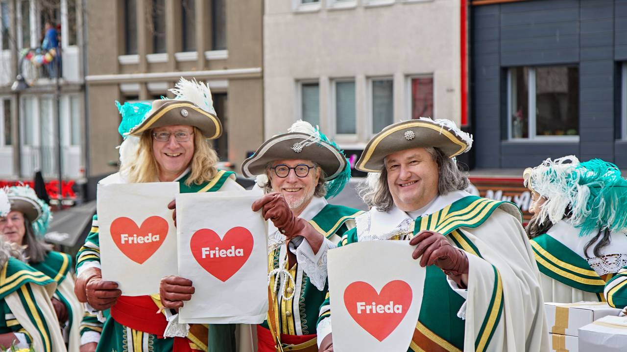 Frank Breuer beim Rosenmontagszug.