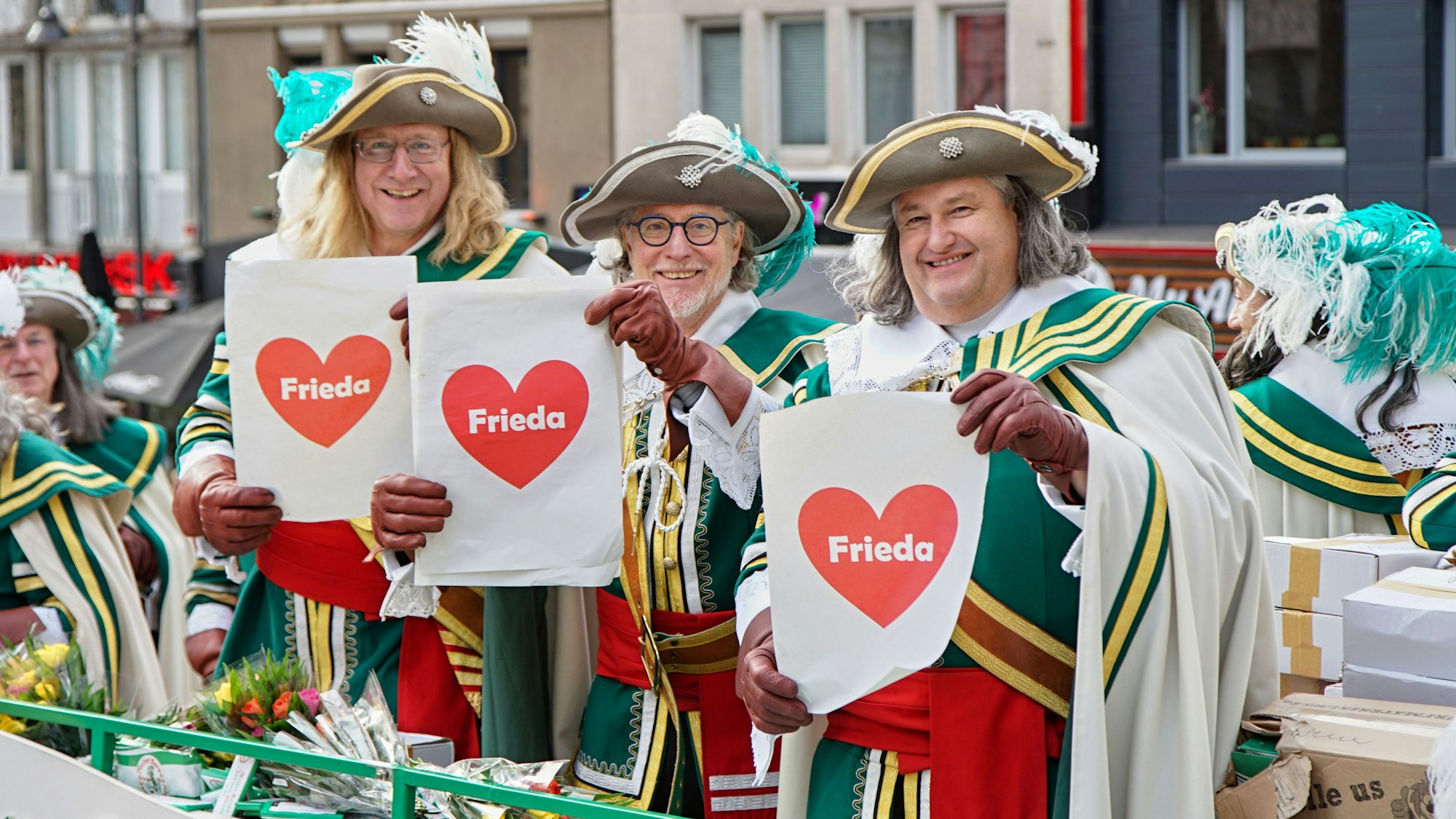 Frank Breuer beim Rosenmontagszug.