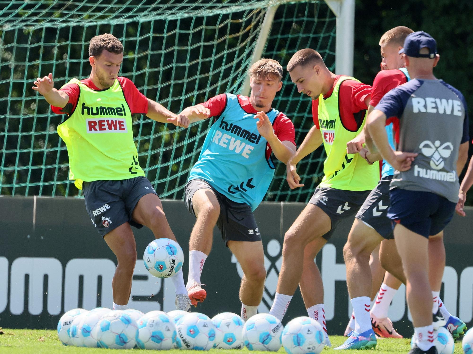 1. FC Köln, Trainingslager in Bad Waltersdorf (Österreich), von links: Luca Waldschmidt, Maxi Schmid, Tim Lemperle