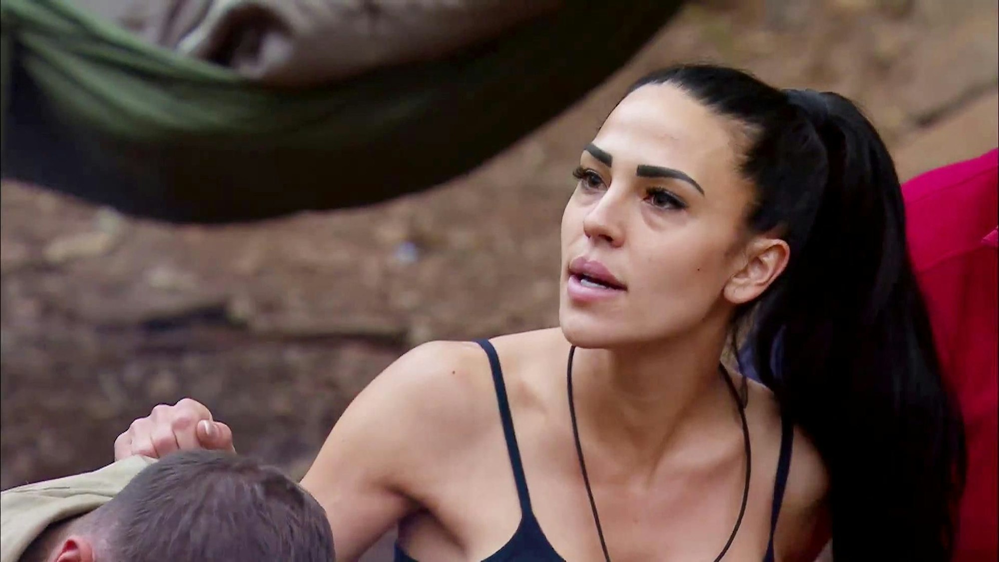 Elena Miras zeigt sich bei „Ich bin ein Star - Showdown der Dschungel-Legenden“ von ihrer verletzlichen Seite.