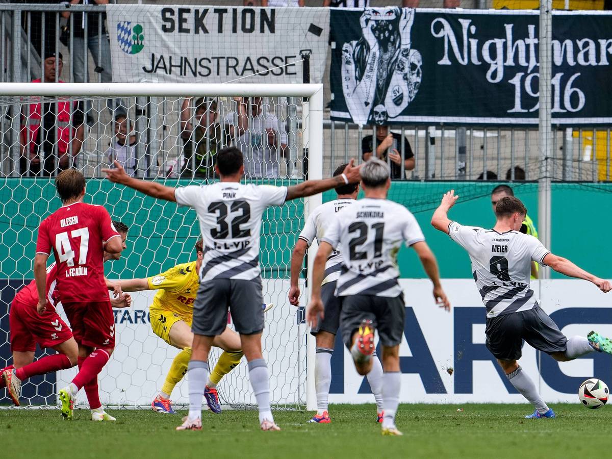 Sandhausen-Stürmer Meier erzielt das 2:2 in der 96. Minute im DFB-Pokal gegen den 1. FC Köln (18. August 2024).