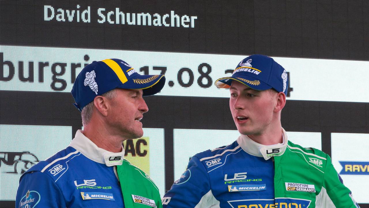Ralf und David Schumacher nach dem gemeinsamen Renn-Auftritt auf dem Podium.