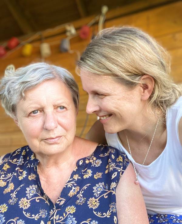 Peggy Elfmann mit Mutter