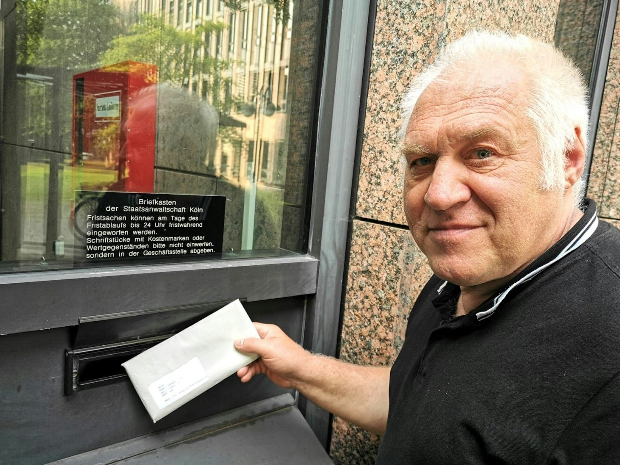 Kalle Gerigk bei der Staatsanwaltschaft Köln.