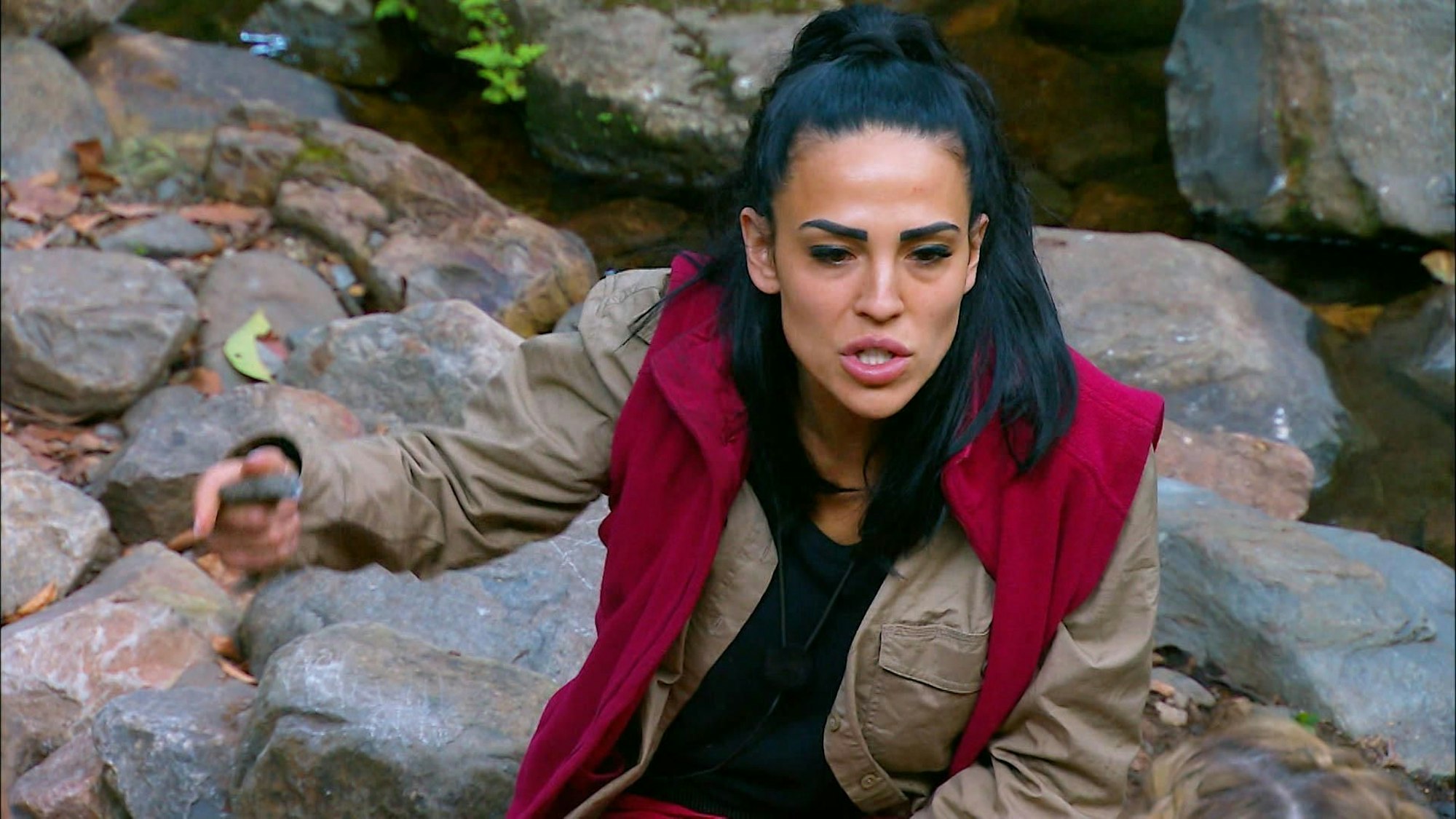 Das Foto zeigt Elena Miras wütend an Tag 7 des Sommer-Dschungelcamps.