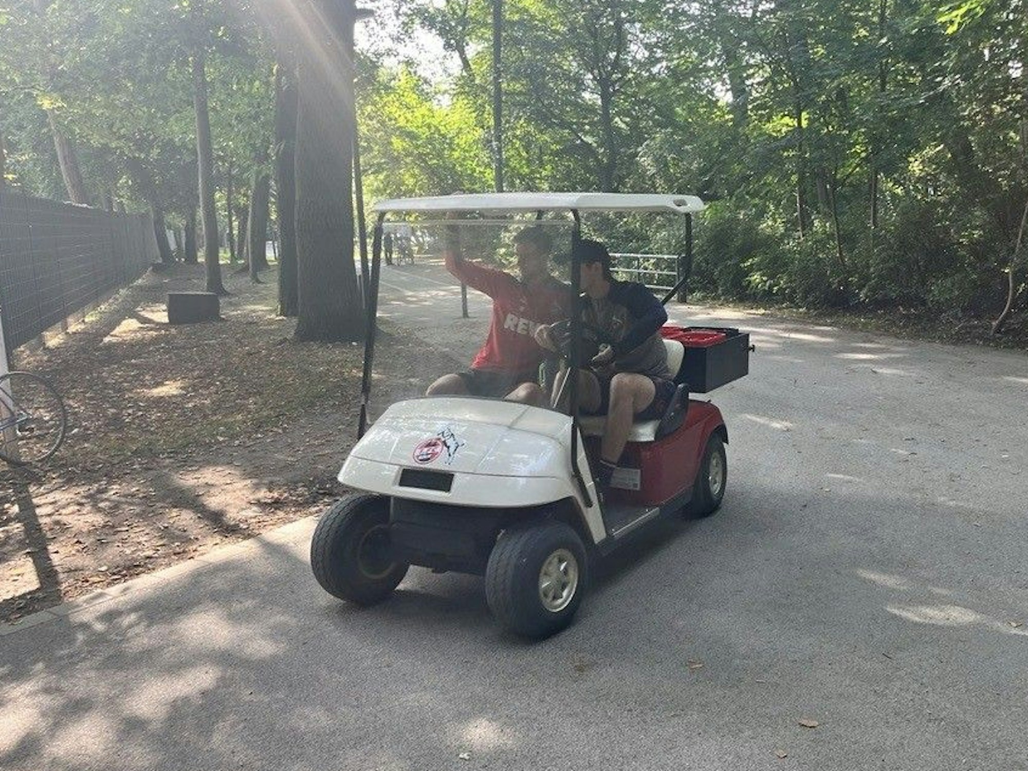 Rasmus Carstensen auf dem Weg zum FC-Training.