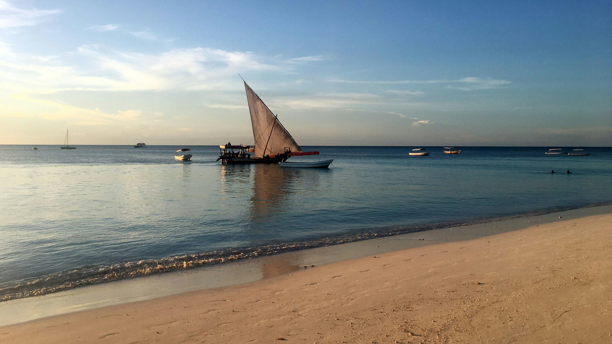 Ein Strandabschnitt auf der Insel Sansibar, aufgenommen am 18. Juli 2017.