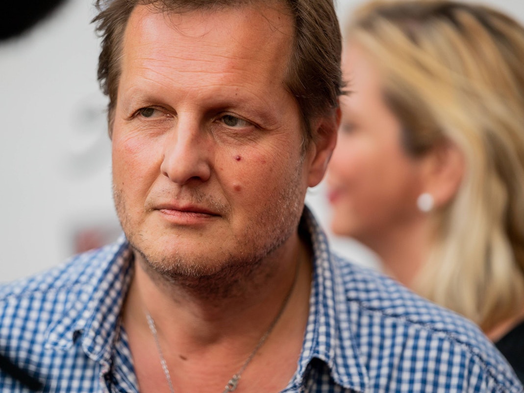 Dschungelcamp: Seit der ersten Ausstrahlung 2004 mussten die Zuschauer und Zuschauerinnen von zahlreichen Stars Abschied nehmen. Auffällig, bislang starben nur Männer, darunter Jens Büchner, hier beim Megapark Saison Opening 2018 an der Playa de Palma.