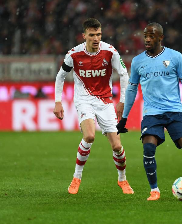 Christopher Antwi-Adjei (r.), hier am 10. März 2023 gegen Dejan Ljubicic, wechselt zum FC Schalke 04.