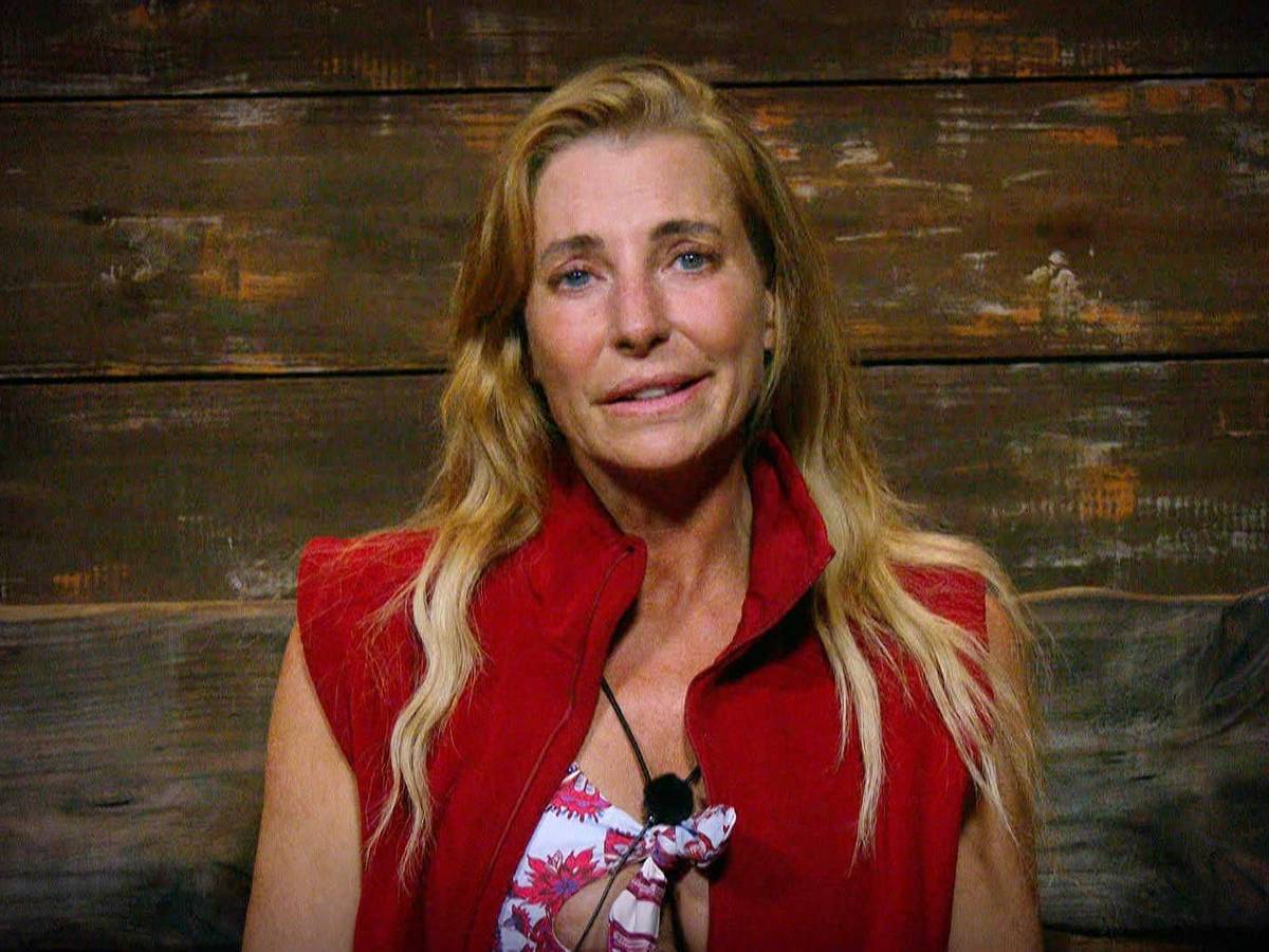 Giulia Siegel kämpft im Dschungelcamp der Legenden um die Siegprämie von 100.000 Euro.
