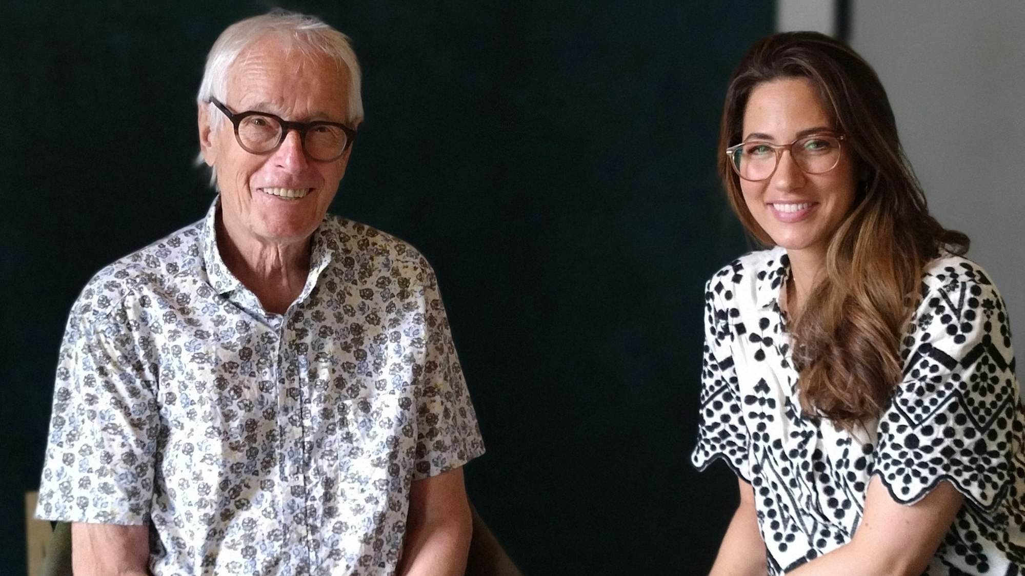 RTL-Punkt12-Moderatorin Sabrina Ilski und Horst Stellmacher beim Talk am Sonntag.