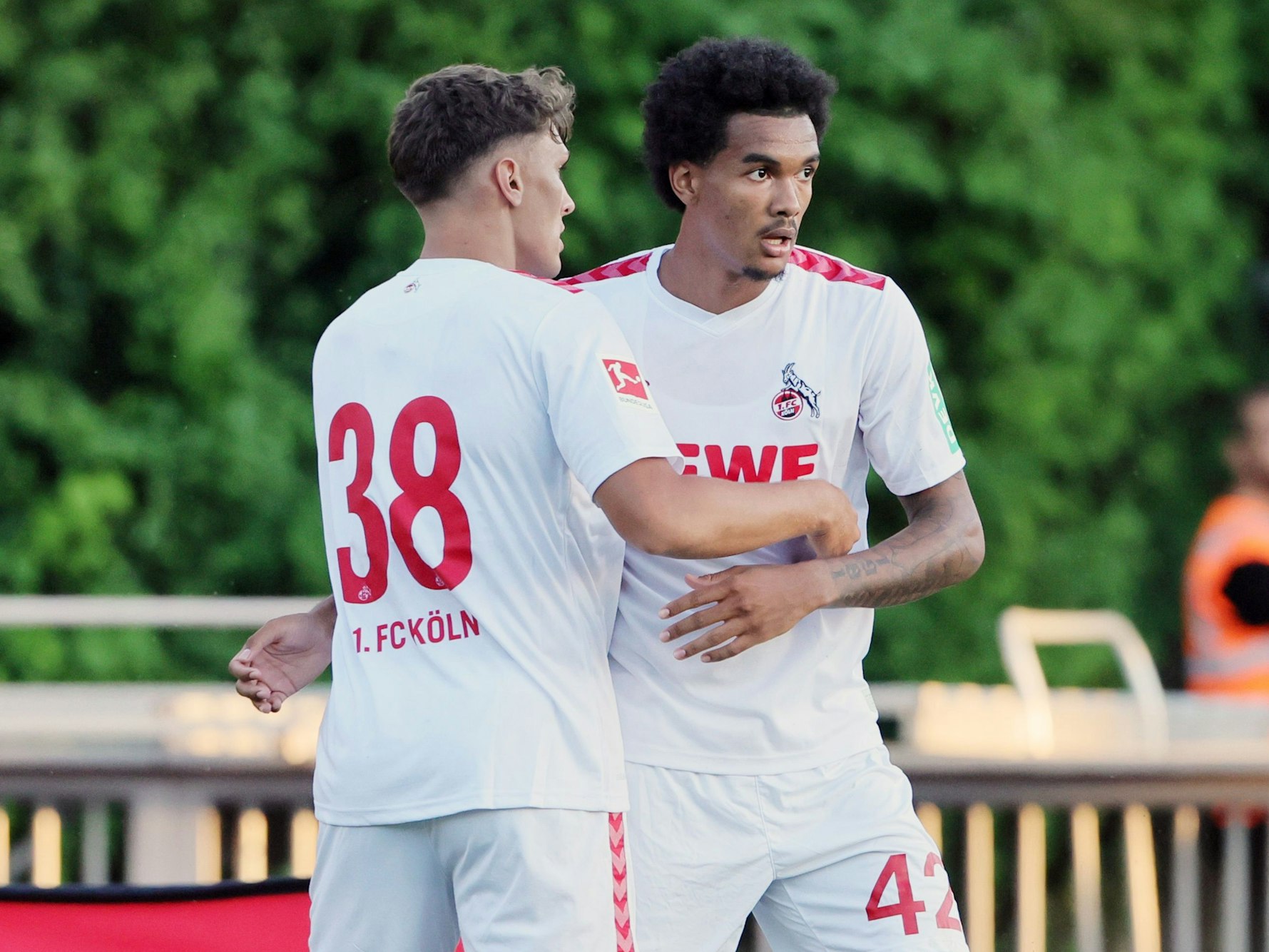 Julian Pauli und Damion Downs bei einem Test in Bergisch-Gladbach.