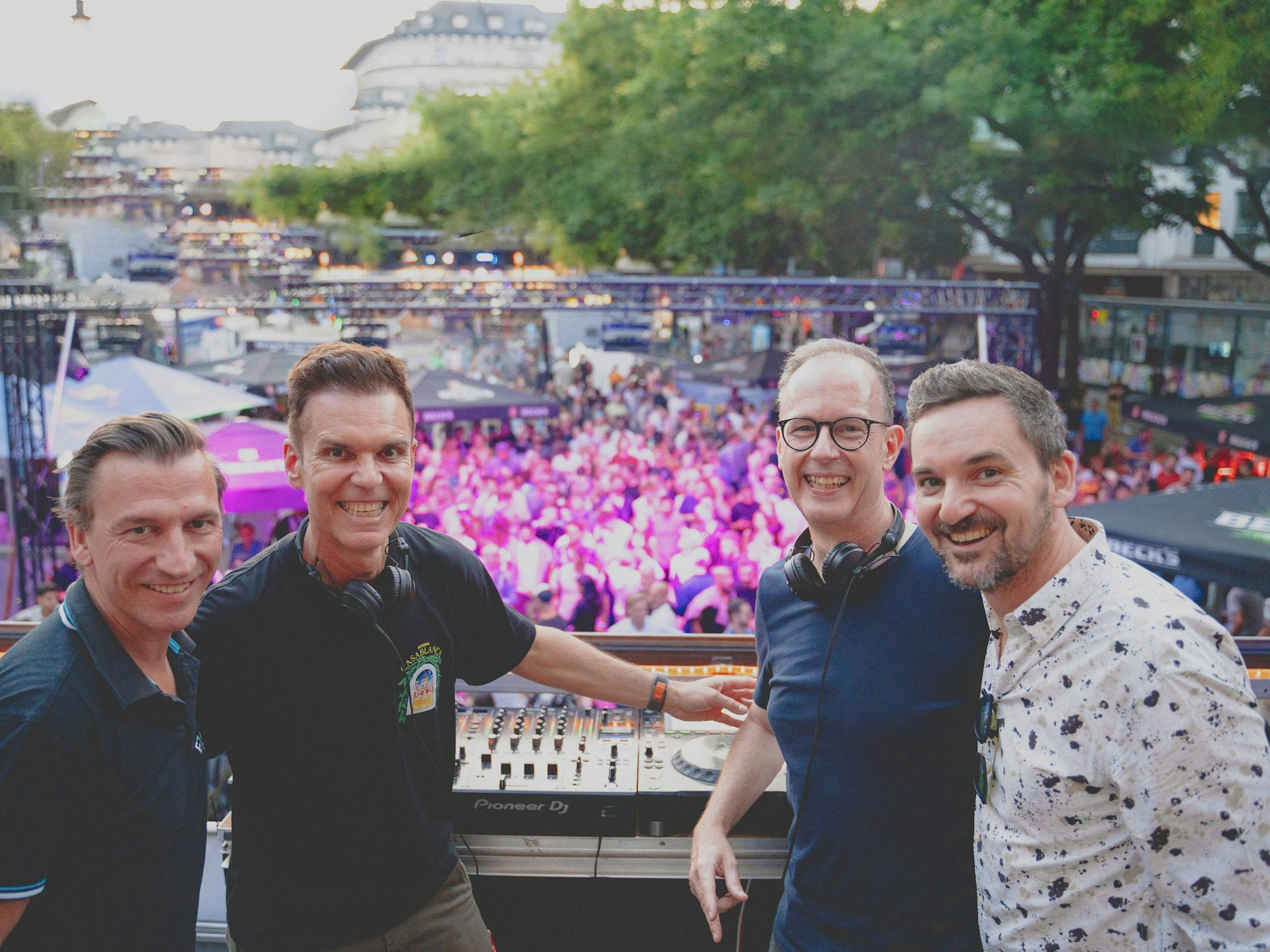 Marcel Beyersdorf, DJ Aquagen, DJ René Pera und Björn Lindert vom KamelleClub.