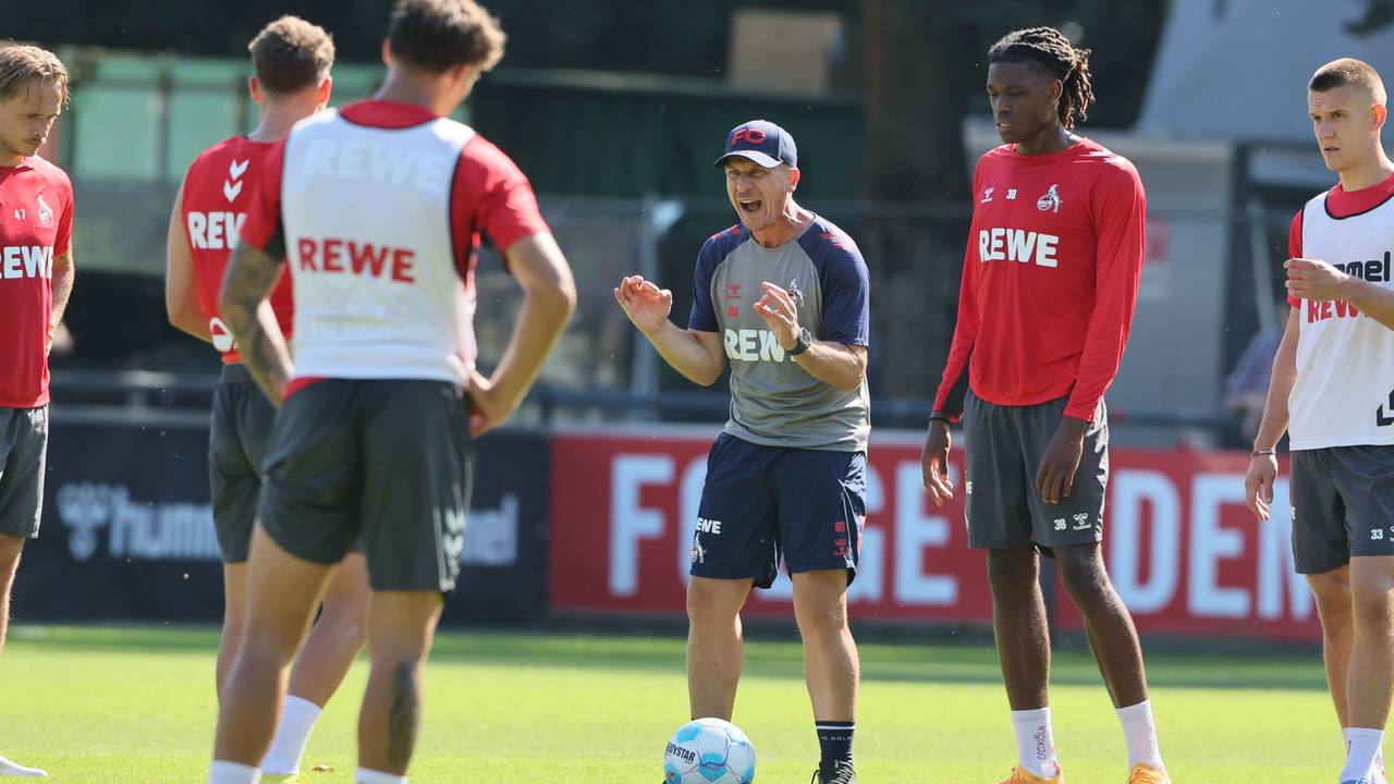Training des 1. FC Köln am Geißbockheim.